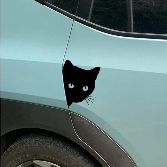 Peeking Cat Head Car Decal Accessory - Picture 1 of 5